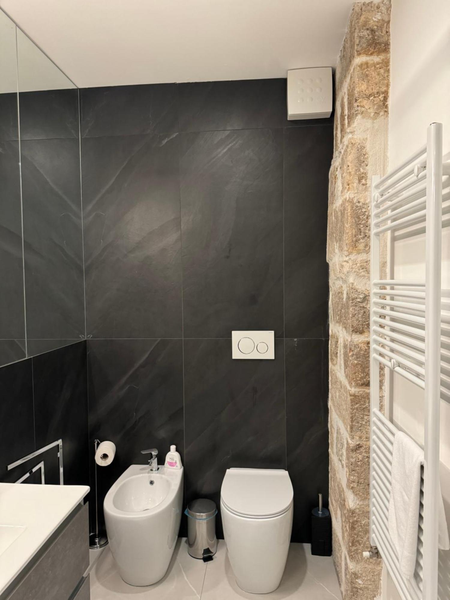 Re House Suite & Deluxe Apartament Ascoli Piceno Buitenkant foto