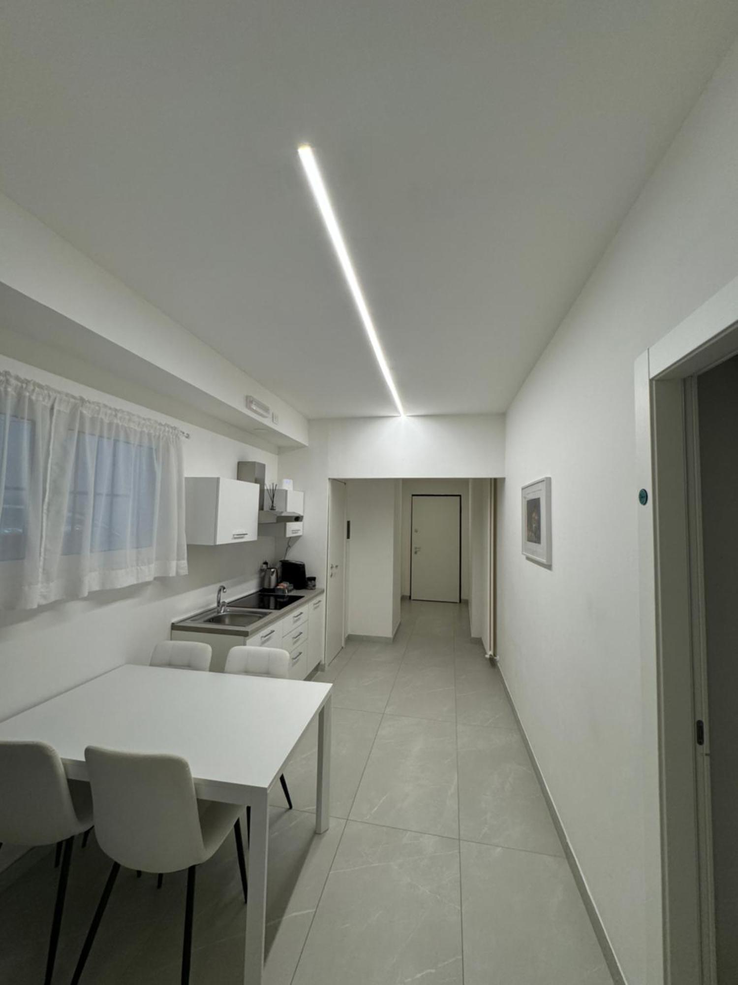 Re House Suite & Deluxe Apartament Ascoli Piceno Buitenkant foto